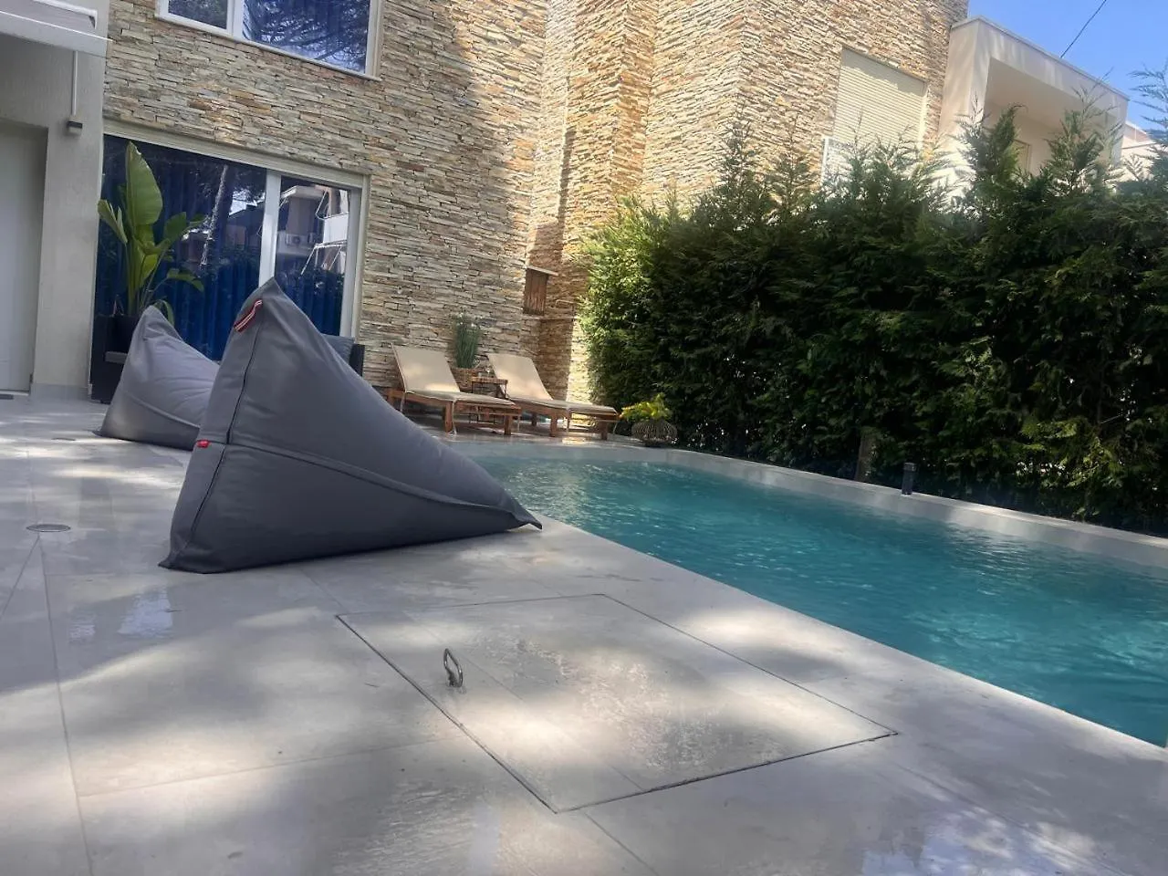 Gjiri Lalezit Swimming Pool Beach Villa