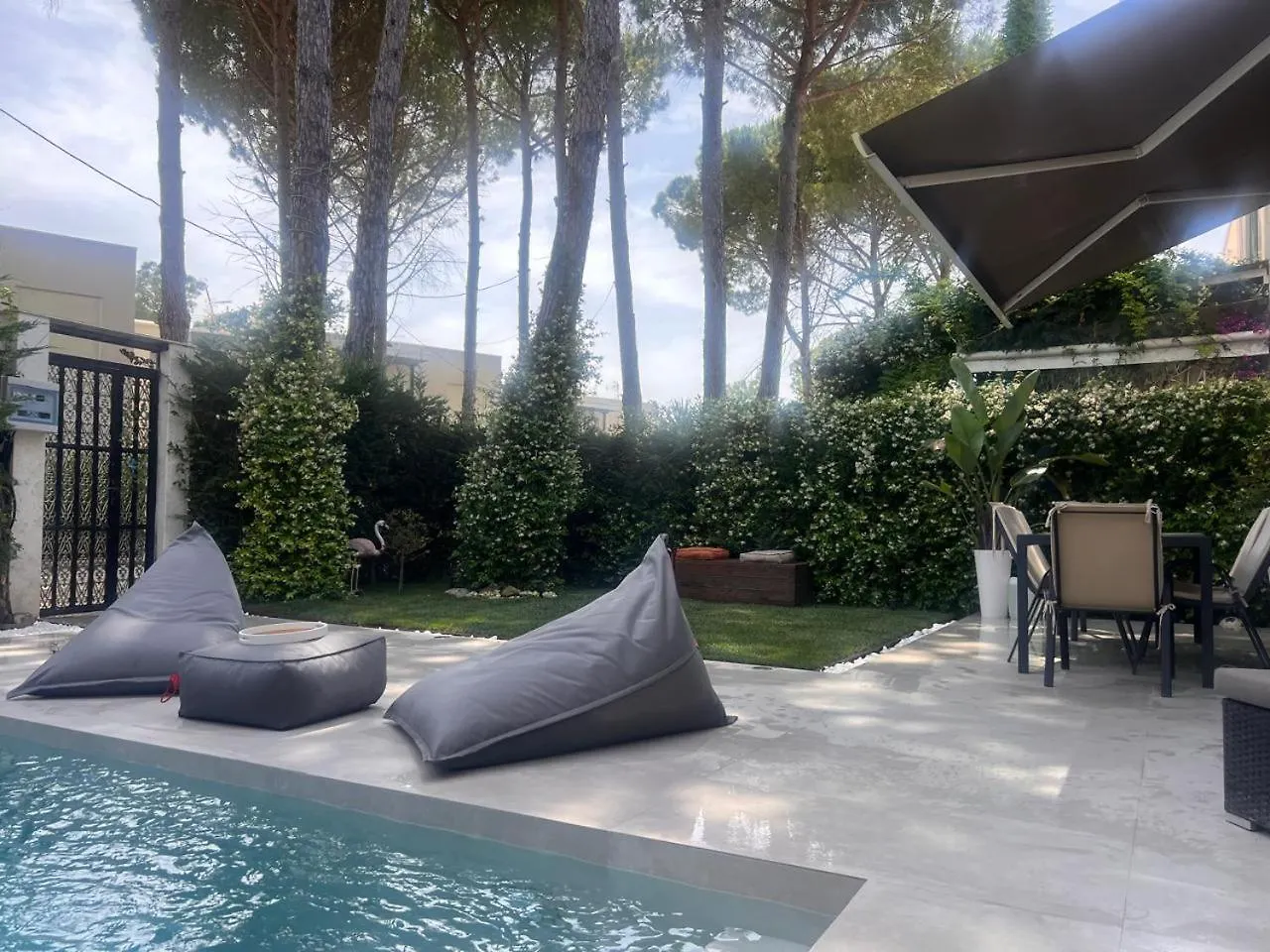 Gjiri Lalezit Swimming Pool Beach Villa Albánie