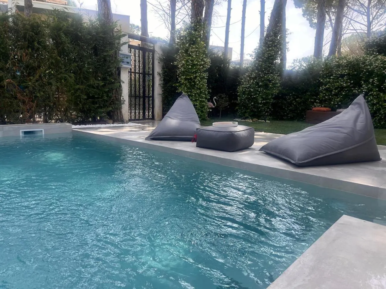 Gjiri Lalezit Swimming Pool Beach Villa 0*, Lalez